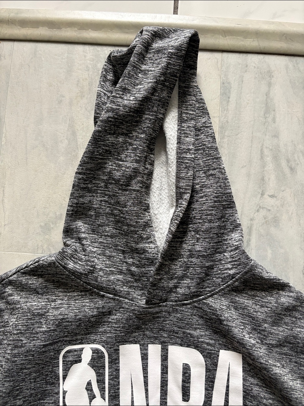 NBA Gray Heather Pullover Hoodie white NBA logo front long sleeve front pocket - Picture 2 of 14